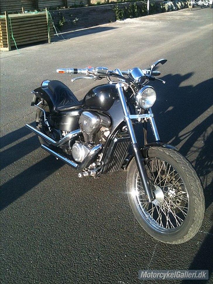Honda VT 600 Shadow billede 2