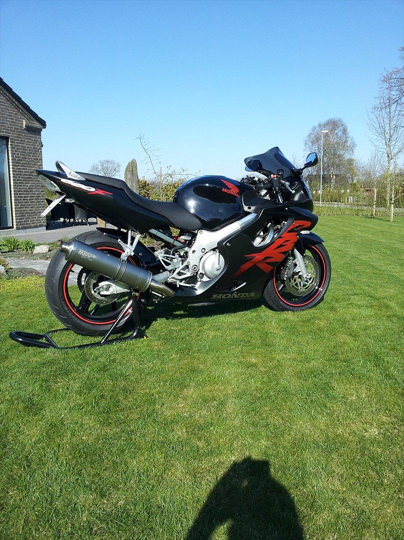 Honda cbr 600 F4 billede 4