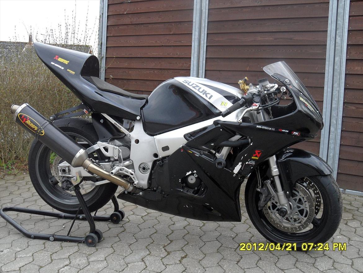 Suzuki GSX-R 750 Srad solgt billede 1