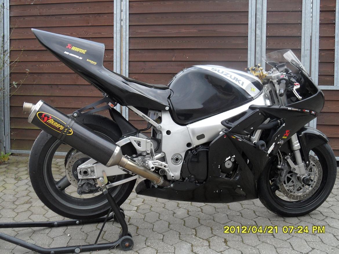Suzuki GSX-R 750 Srad solgt billede 2