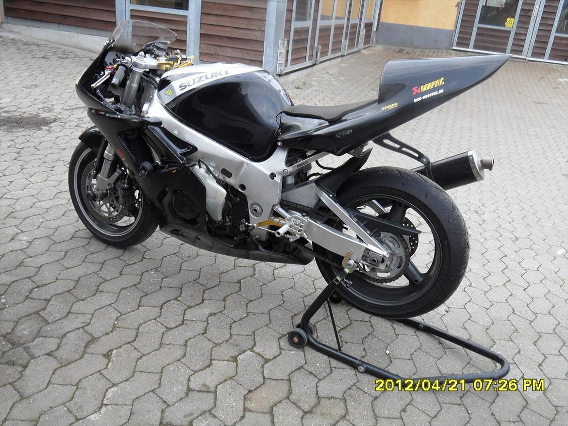 Suzuki GSX-R 750 Srad solgt billede 6