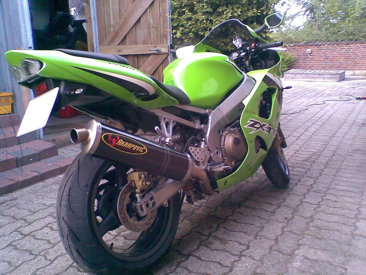 Kawasaki ZX-9R billede 1