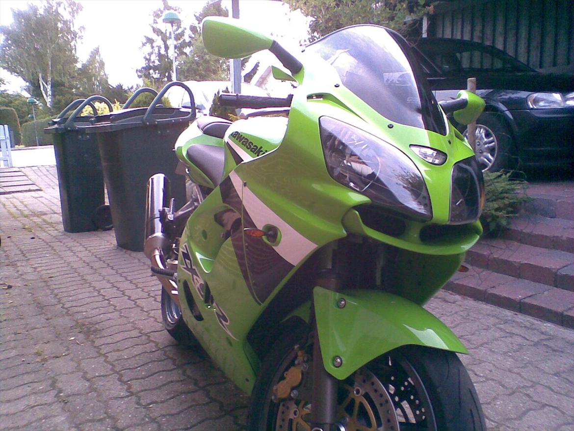 Kawasaki ZX-9R billede 2