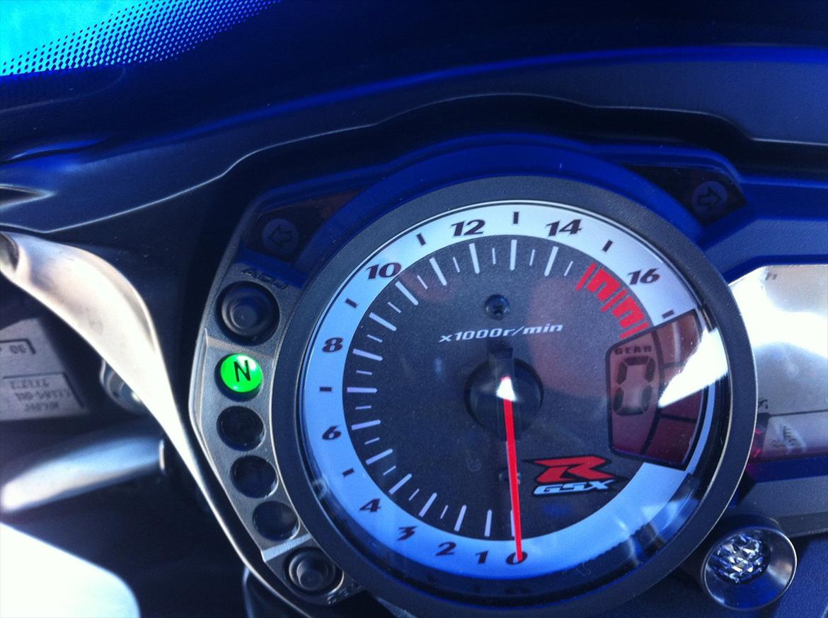 Suzuki gsxr 750k8 - Rounds pr min billede 10