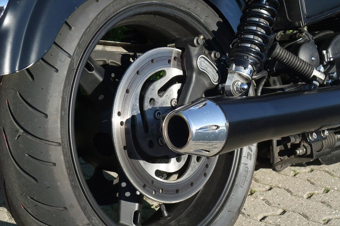 Harley Davidson dyna sport solgt billede 9