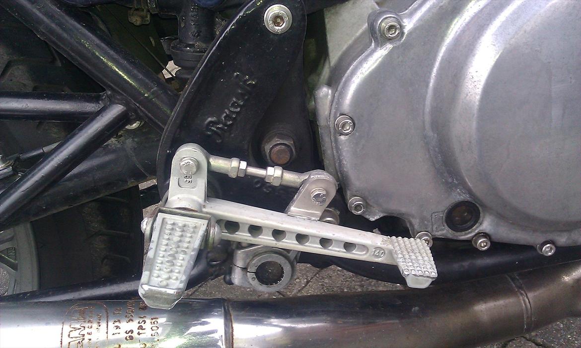 Suzuki GS550 - solgt  billede 7