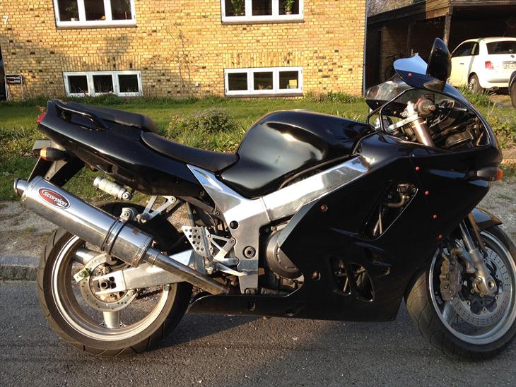 Kawasaki zx9r billede 1