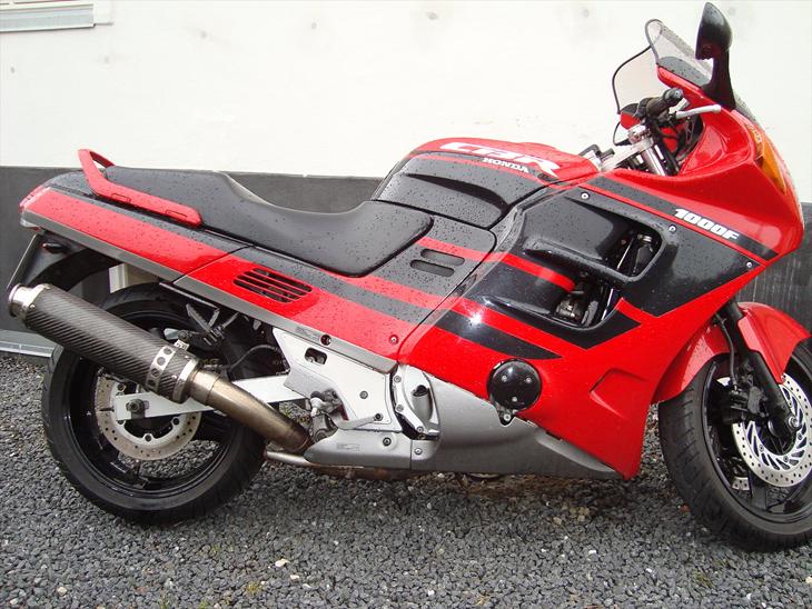 Honda cbr 1000 f