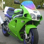 Kawasaki zx7