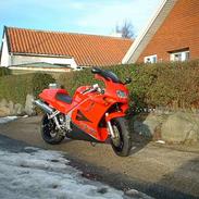 Honda vfr