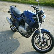 Honda cb 500