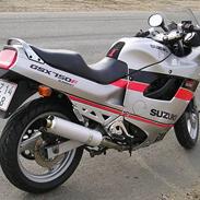 Suzuki gsx750f