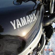 Yamaha Fzr 600