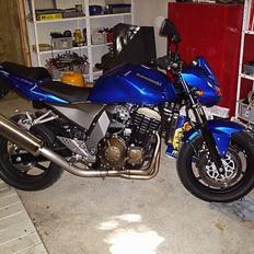 Kawasaki z750 streetfighter