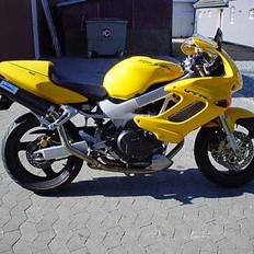 Honda VTR 1000 Firestorm solgt-