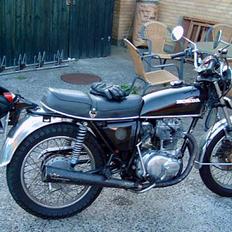 Honda cb 250 g