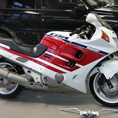 Honda CBR 1000 F