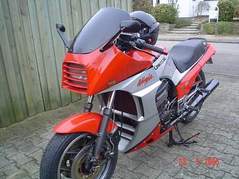 Kawasaki gpz900r - lækker detalje med gitteret billede 1