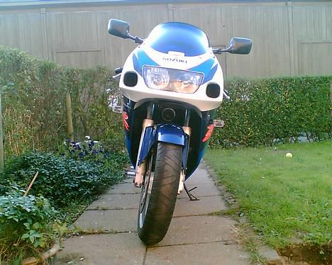 Suzuki GSX-R600 - Dette billede er taget med mobil billede 9