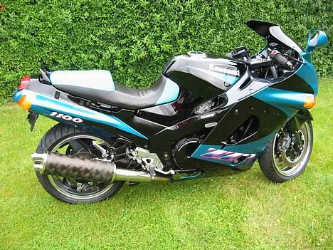 Kawasaki ZZR1100 billede 1