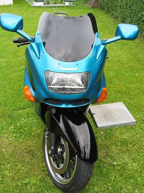 Kawasaki ZZR1100 billede 2