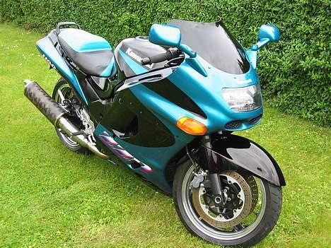 Kawasaki ZZR1100 billede 6