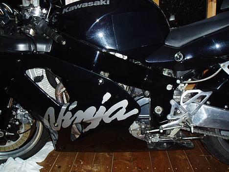 Kawasaki ZXR 750 billede 2