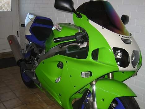 Kawasaki zx7 billede 8