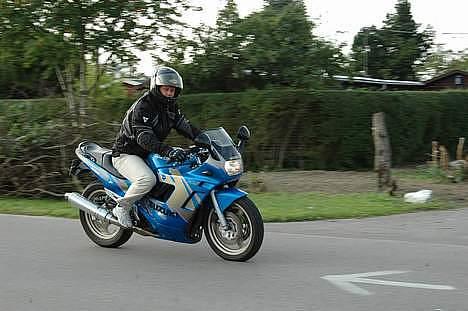 Suzuki GSX 600 F billede 11