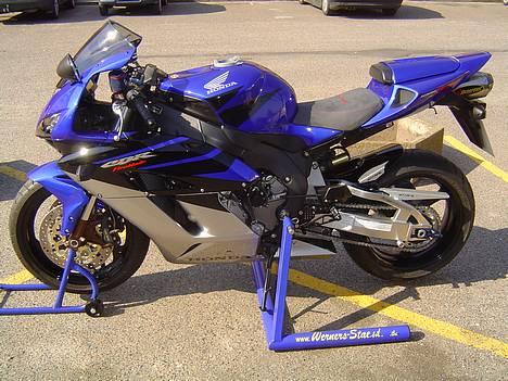 Honda CBR 1000 RR SC57 - Klar til sæsonstart 2007 billede 5