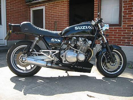 Suzuki gs 750 - SOLGT -  - sådan ser den næsten ud nu. billede 1