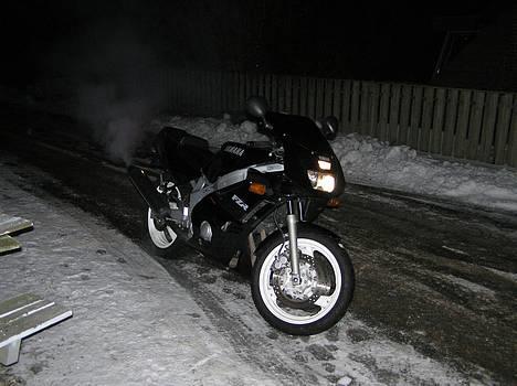 Yamaha fzr 600 R6 billede 38