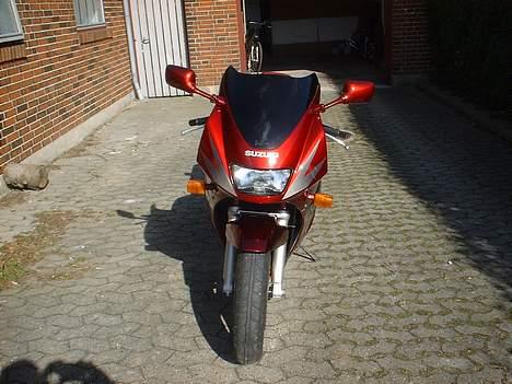 Suzuki rf900r billede 1