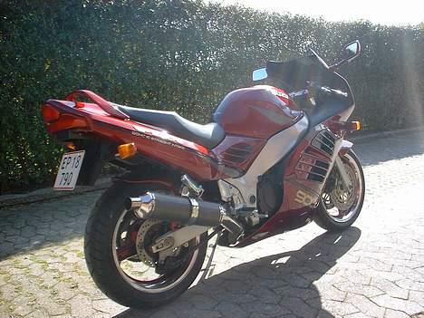 Suzuki rf900r billede 5