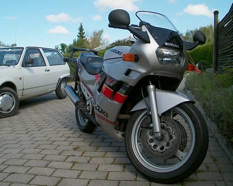 Suzuki GSX750F billede 1
