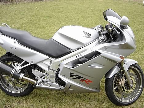 Honda VFR 750 f RC 36 SOLGT billede 1