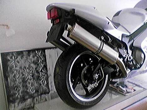 Honda sp 1  -TIL SALG-  - første vinter i stuen billede 2