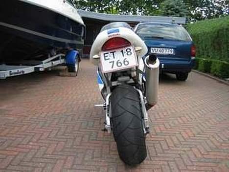 Suzuki Gsx-r 750 srad (Stjålet) billede 2