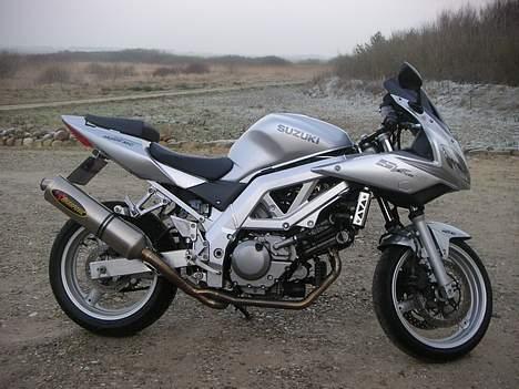 Suzuki SV650S k3 -[SOLGT]- - MRA  Racing Kåbeglas billede 15