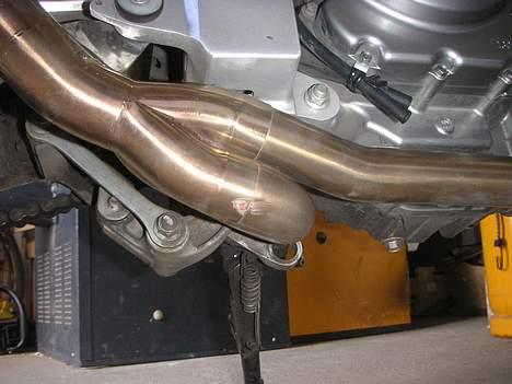 Suzuki SV650S k3 -[SOLGT]- - Det er hvad der sker når man kommer lidt for langt ned i svingene! billede 17