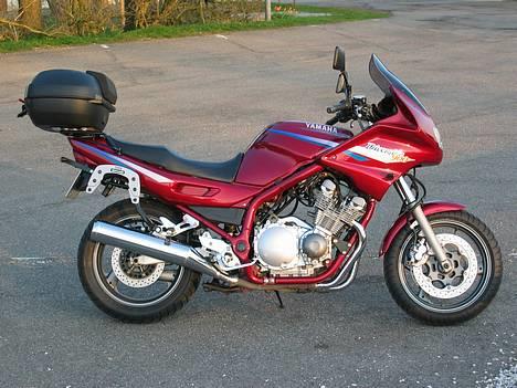 Yamaha XJ 900S (Solgt) - Se min røde MC ;o) billede 1