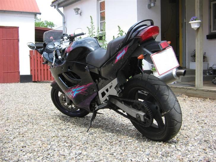 Suzuki GSX600F Hybrid (Solgt) - Tja...sådan ser den så ud anno Juni 2008 billede 10