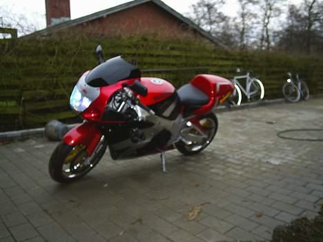 Suzuki gsx-r *Vinderup* billede 9