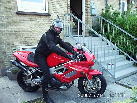 Honda VTR 1000 Fire storm billede 1