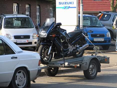 Suzuki GSX 1100 F - Klar til afgang billede 3