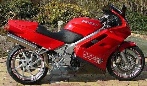 Honda VFR 750 (Solgt) - Vifferen billede 1