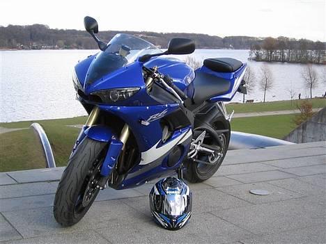 Yamaha YZF R6 billede 1