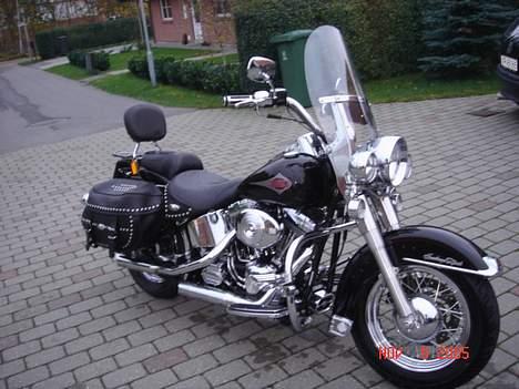 Harley Davidson Heritage Softail FLSTC billede 1