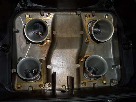 Honda vfr 750 F - luftfilterkasen billede 16