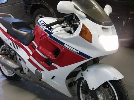 Honda CBR 1000 F billede 3